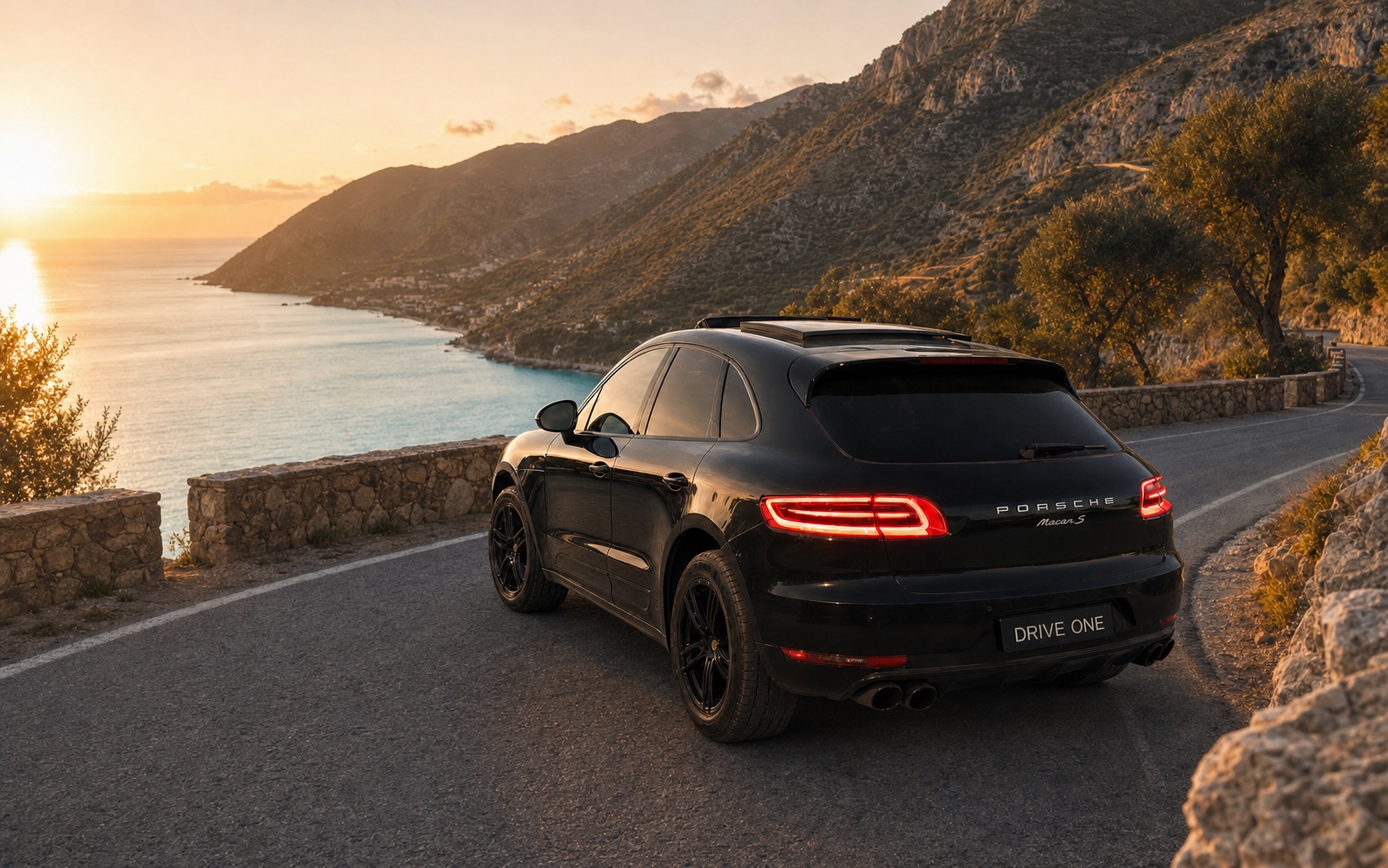 Porsche Macan S · Tirana Airport